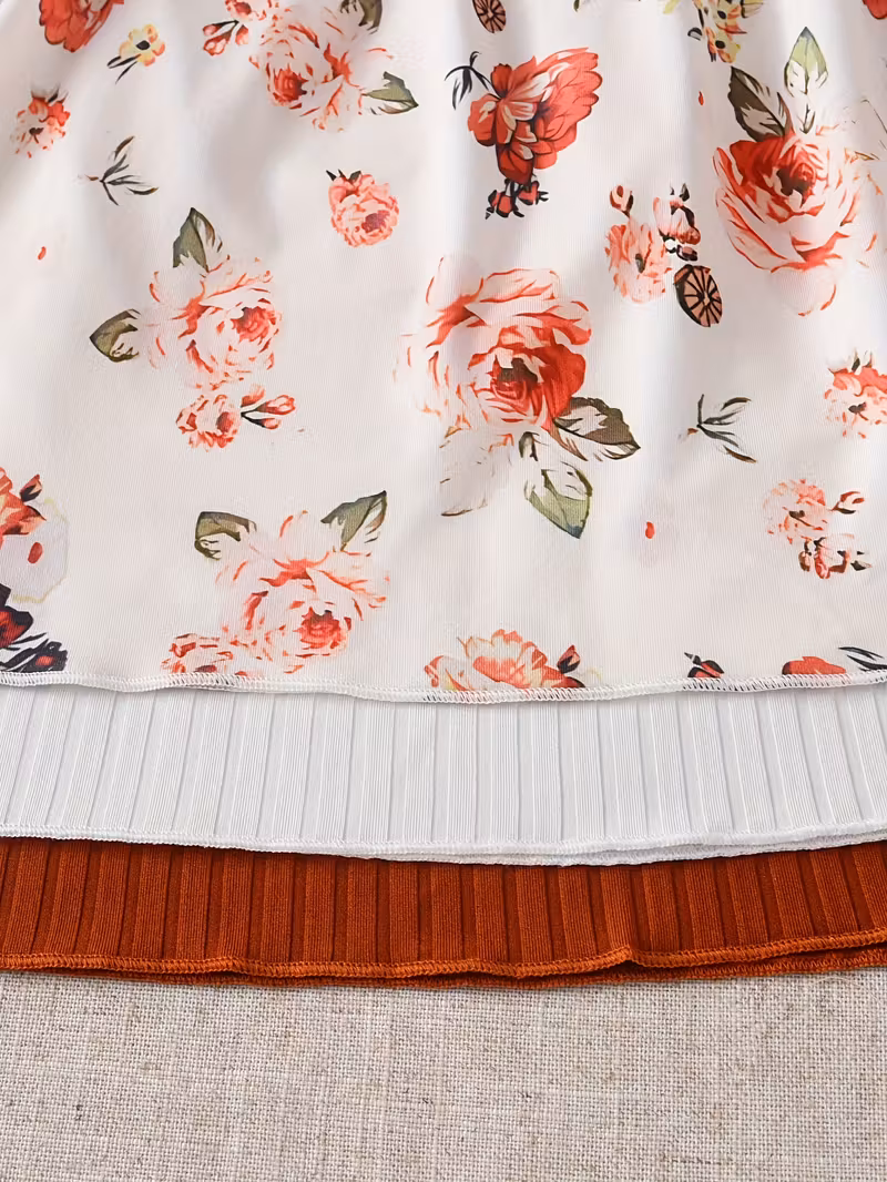 A 3pcs Set of Girls' Clothing Featuring a Sleeveless Floral Print Dress with Solid Color And Button Details, Perfect for Outings, Vacations, And School