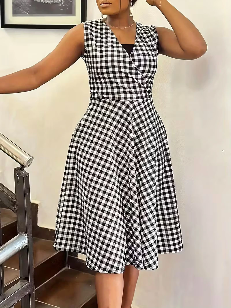 Plaid Pattern V Neck Dress, Vacation Style Sleeveless Dress For Spring & Summer, Women's Clothing
